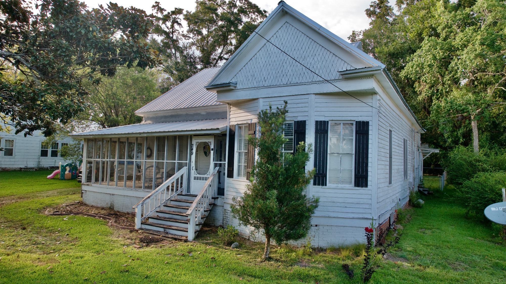 Charming, Historical Home in Thomasville, Alabama! Village Properties